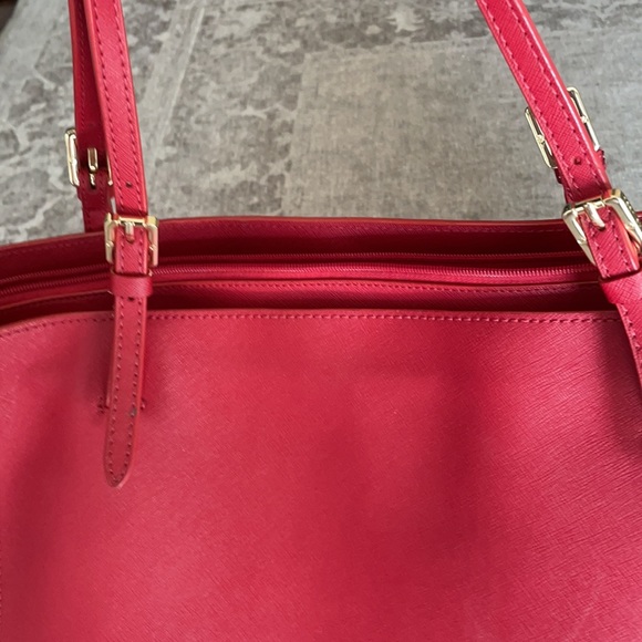 Final Price Tory Burch Tote - Picture 4 of 7